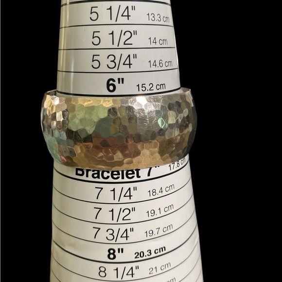 Hammered Silver Tone Cuff Bracelet- Size 6.5 - Picture 5 of 5